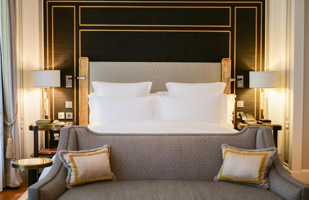 Hotel De Crillon-1
