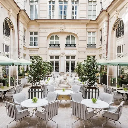Hotel De Crillon-2
